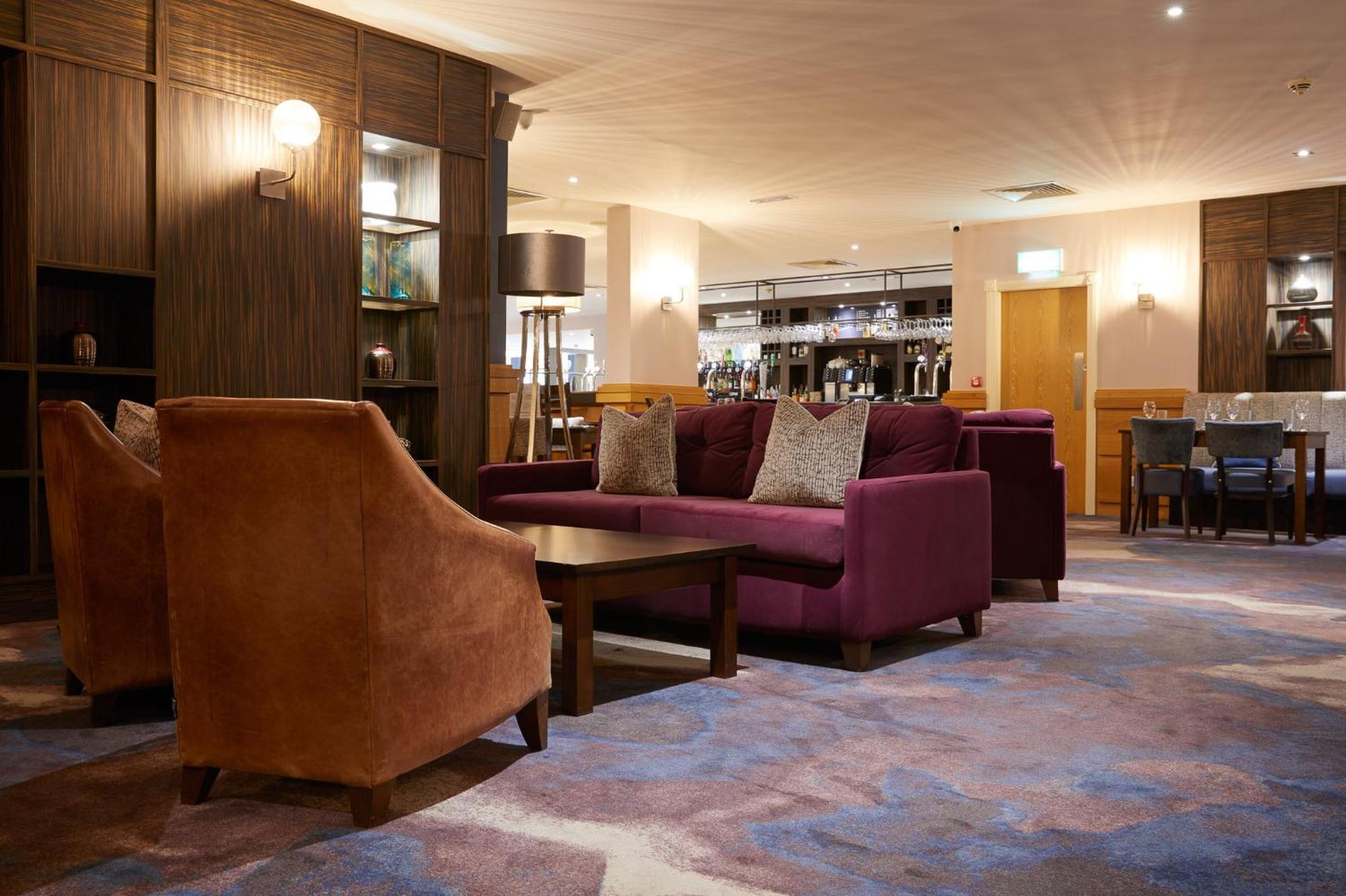 Burntwood Court 5* Barnsley